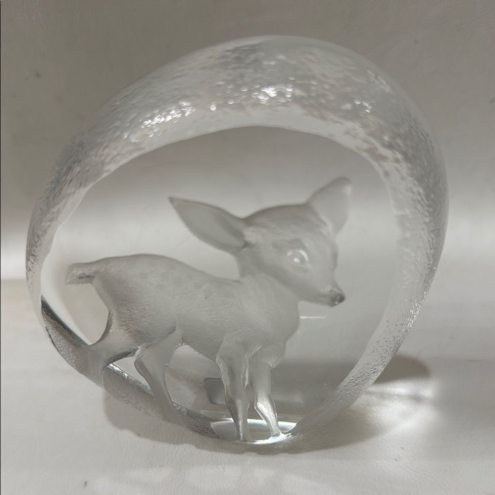 Mats Jonasson Clear Glass Art Deer Heavy Paperweight Sculpture Signed Sticker